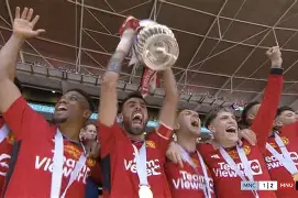 清晨突围战来临,曼联围绕欧联官宣签约,赛场秩序良好,团队化学反应显著(曼联欧联杯集锦) 清晨突围战来临,曼联围绕欧联官宣签约,赛场秩序良好,团队化学反应显著(曼联欧联杯集锦)