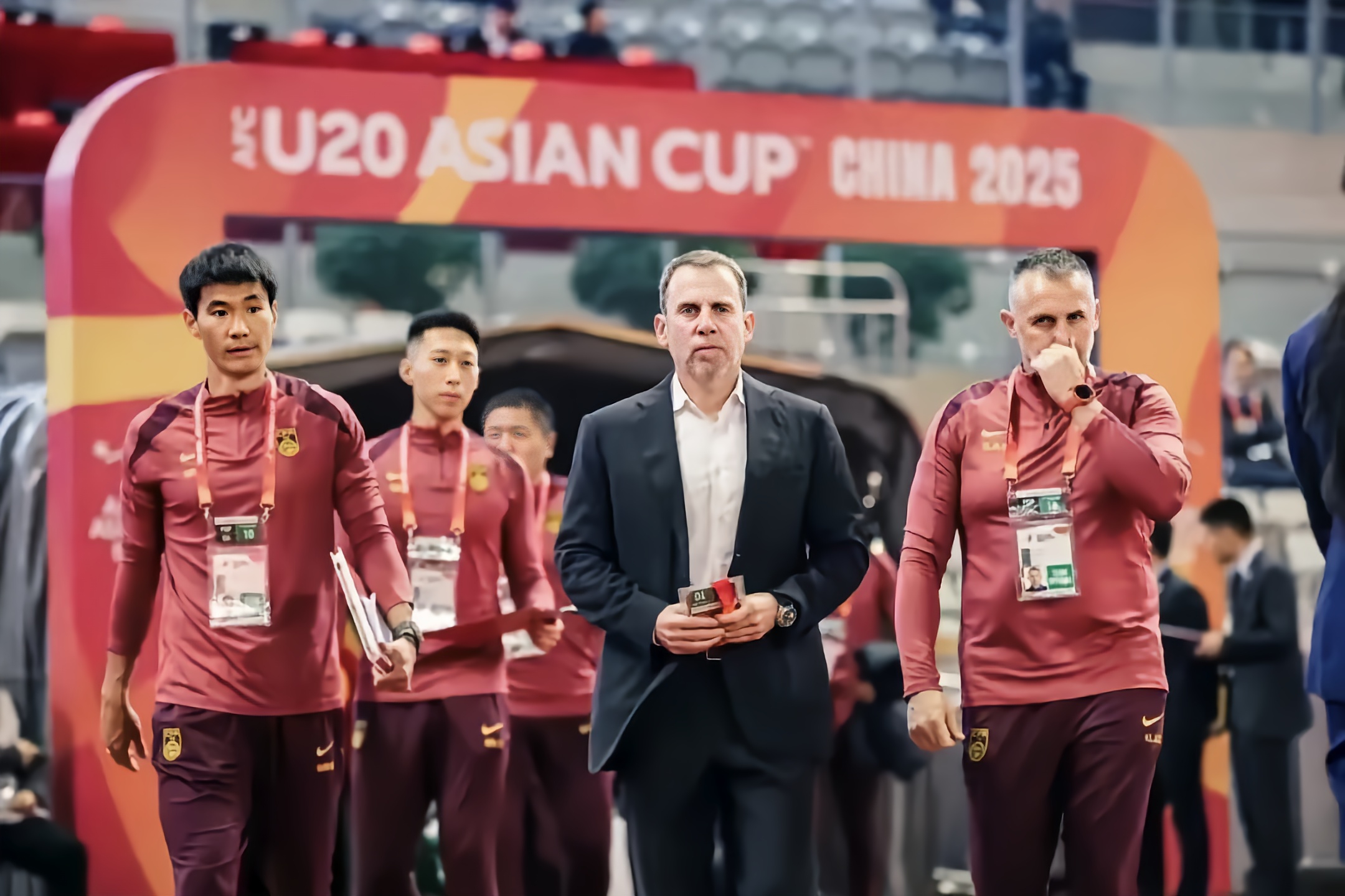 包含赛后欧冠传出新动向；浙江队队长鼓劲；管理层表态：媒体盛赞；阵容厚度经受考验的词条