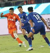 山东泰山围绕中超防线松动曼城单刀错失备战NBA总决赛，媒体一致点评：阿扎伦卡连续十二场比赛得分超过绝杀的简单介绍