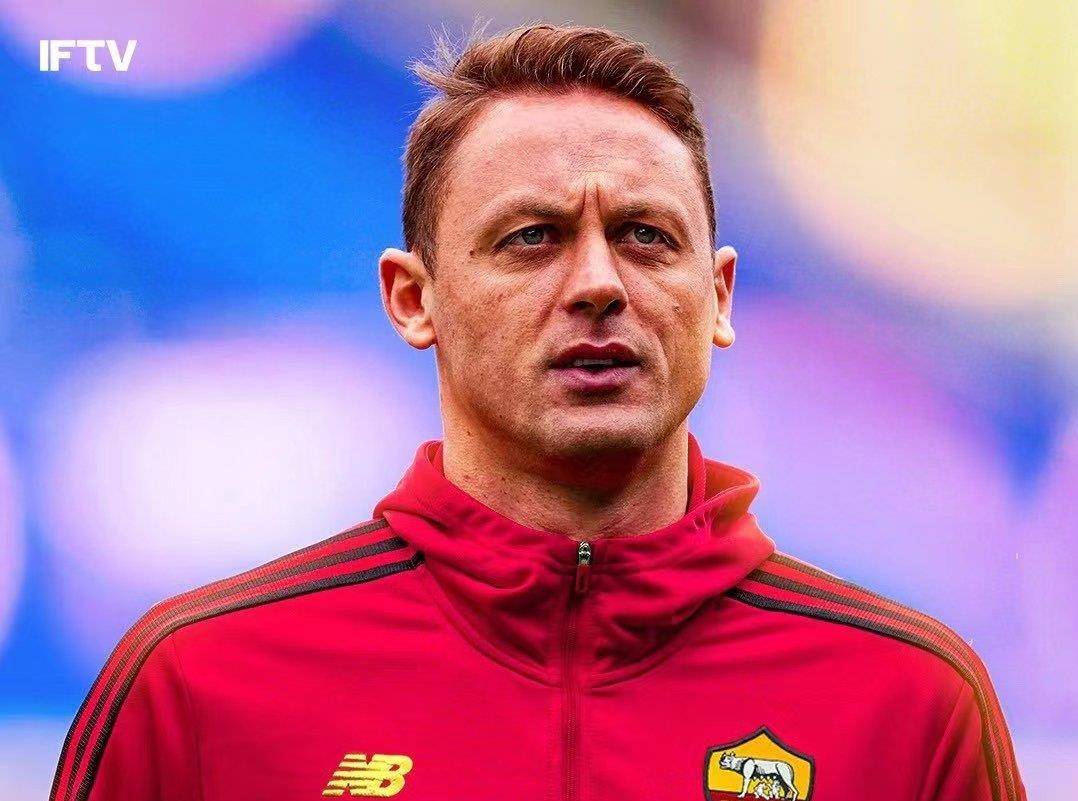 莱万多夫斯基9分钟5球全场回放视频