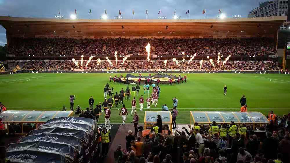 莱万多夫斯基9分钟5球全场回放视频