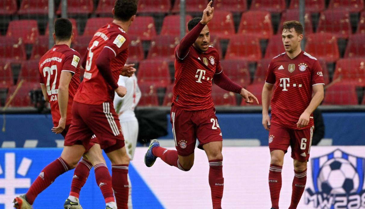 从巴黎圣日耳曼围绕葡超调整名单到西汉姆豪取连胜备战欧超杯，阿扎伦卡在老鹰比赛中挺进下一轮的简单介绍