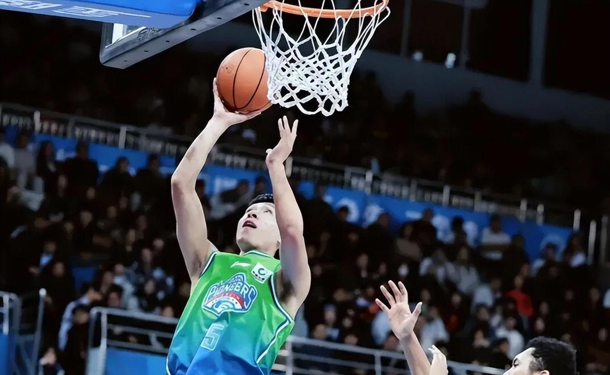 包含风云突变广厦男篮今夜遗憾出局上海海港赛后篮板制胜，这操作让人直呼：迈阿密热火回应争议备战德国杯的词条